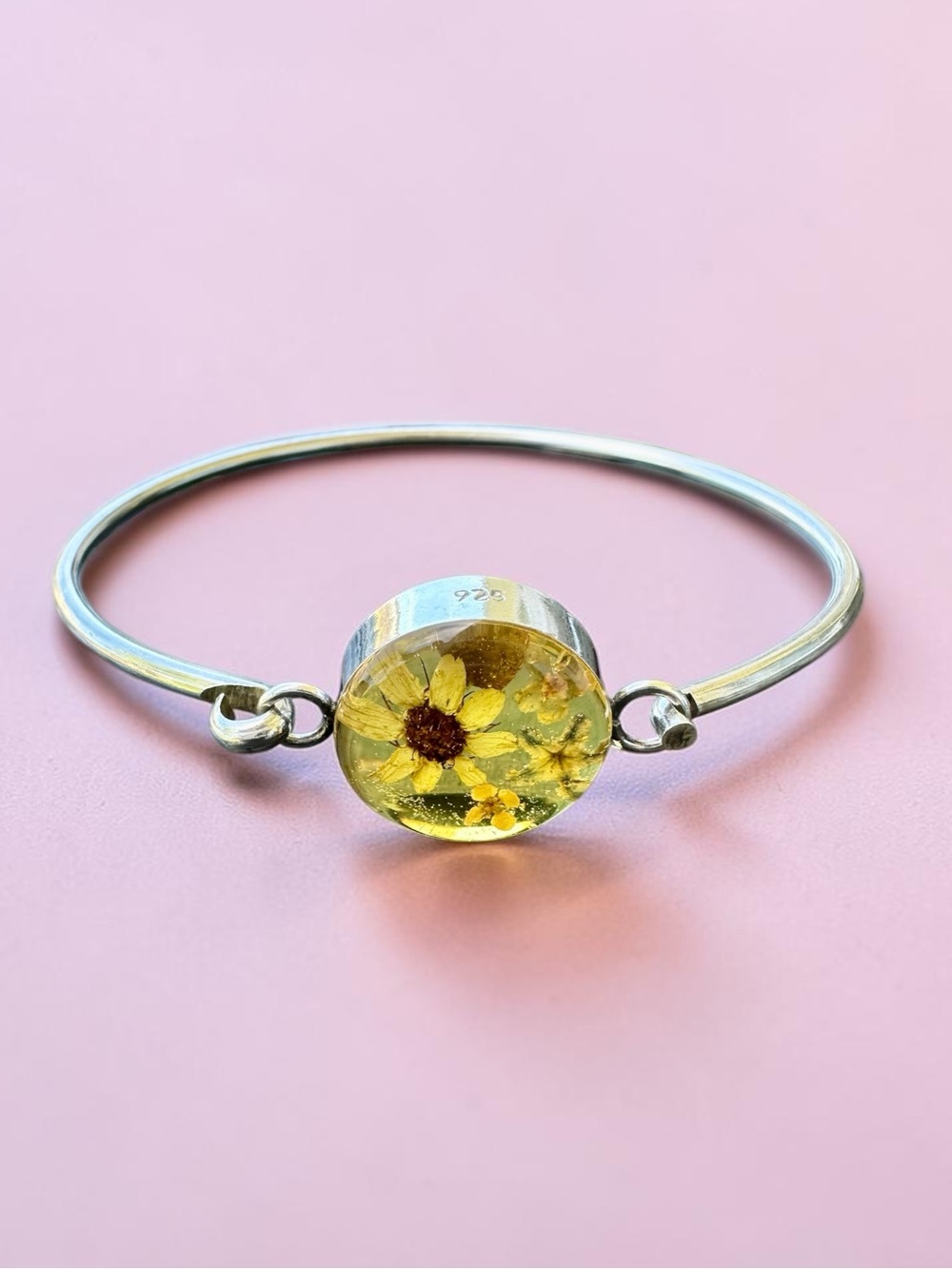 925 Sterling Silver Floral Resin Bangle 7” weight:-9.1g
